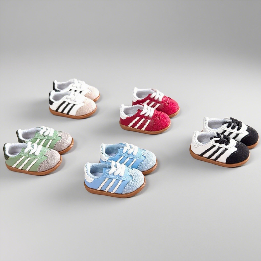 Forrest Gump shoes for labubu