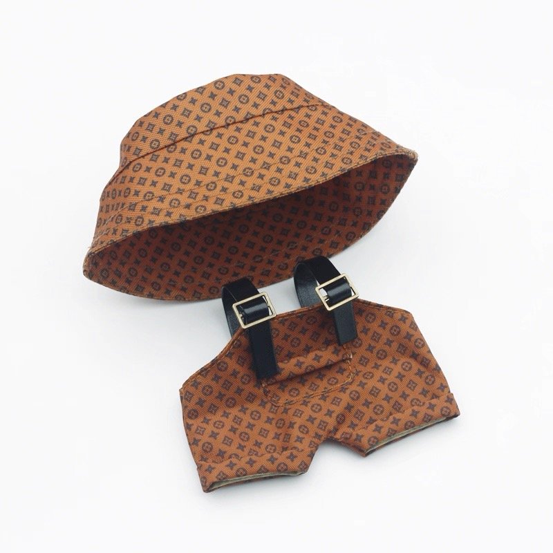 Brown fashionable LV suit for labubu - Image 2