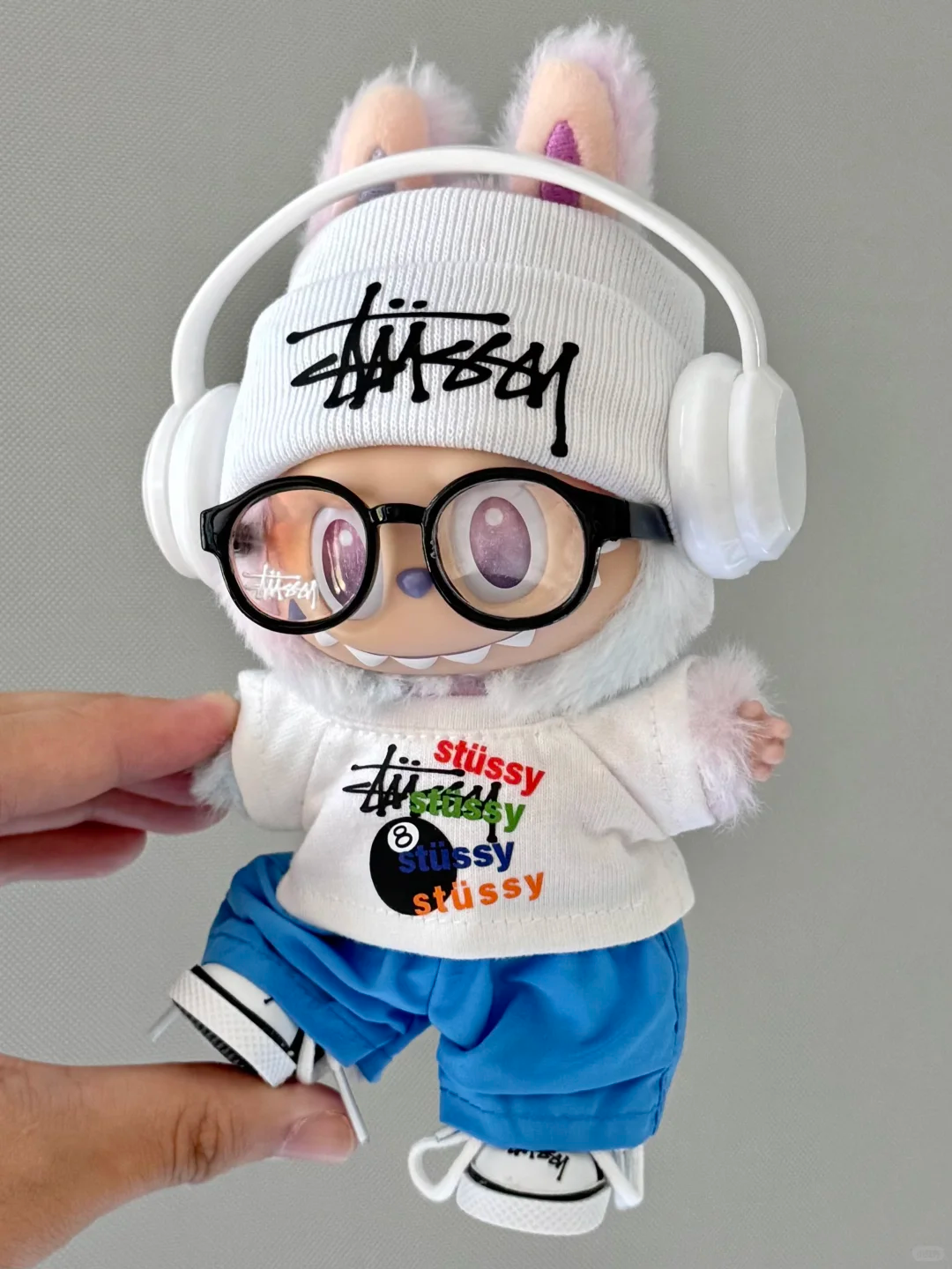 Cute Leisure Stu suit for labubu - Image 3