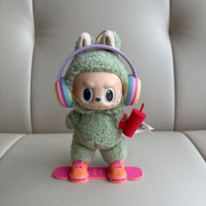 output (75) labubu ski snowboard