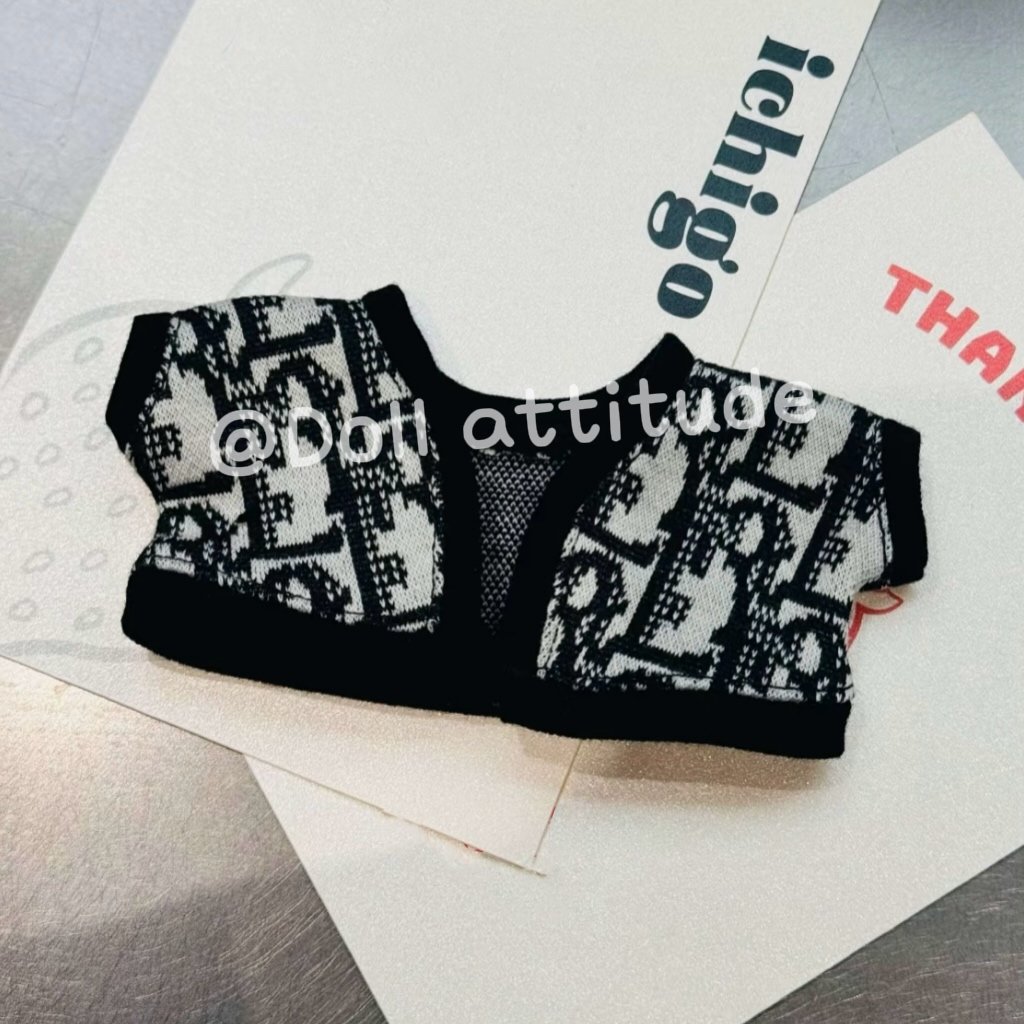 Trendy cardigans are perfect for Skullpanda, Crybaby, and Labubu. - Image 5